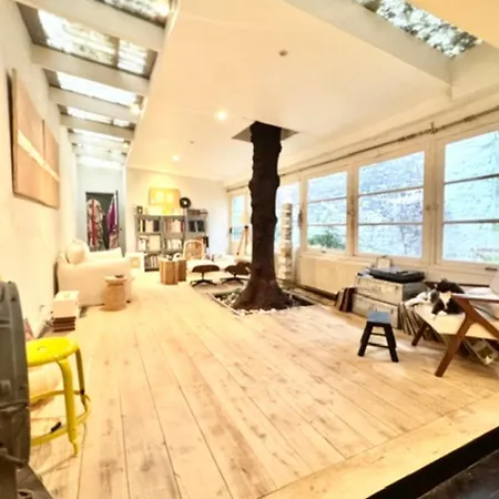 Hébergement de vacances Maison Loft De 100 M Avec Jardin à *