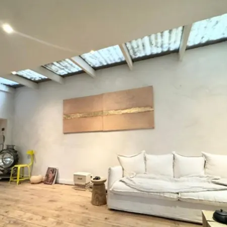 Maison Loft De 100 M Avec Jardin à Hébergement de vacances Paris