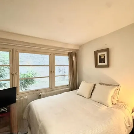 Hébergement de vacances Maison Loft De 100 M Avec Jardin à Paris