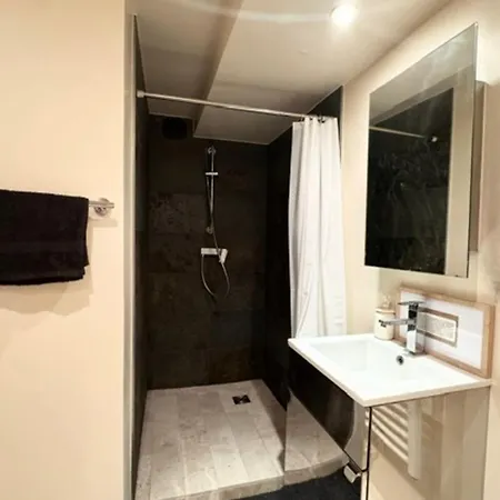 Maison Loft De 100 M Avec Jardin à Paris